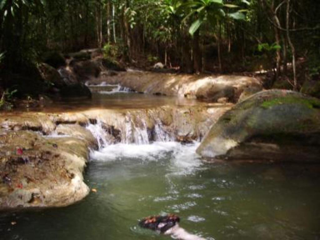 Klong Muang Inn Ban Ko Kwang Extérieur photo